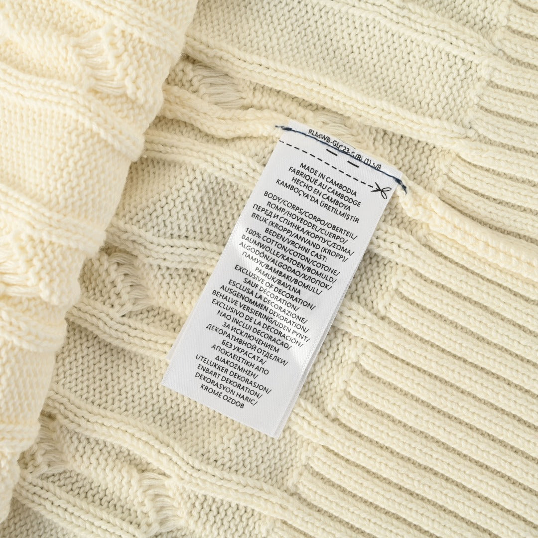 Cable-Knit Quarter-Zip Sweater Cream