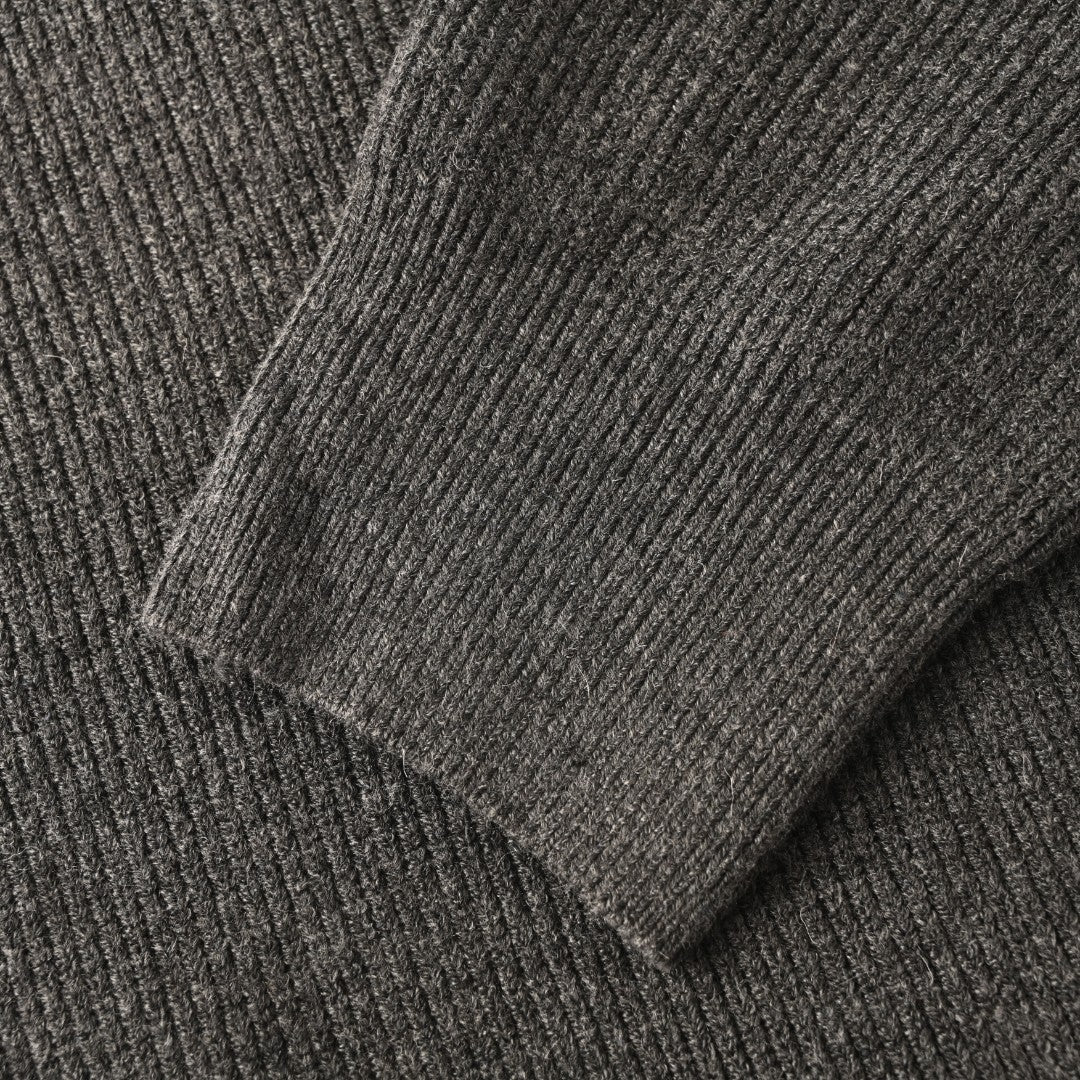 Half-Zip Charcoal Grey