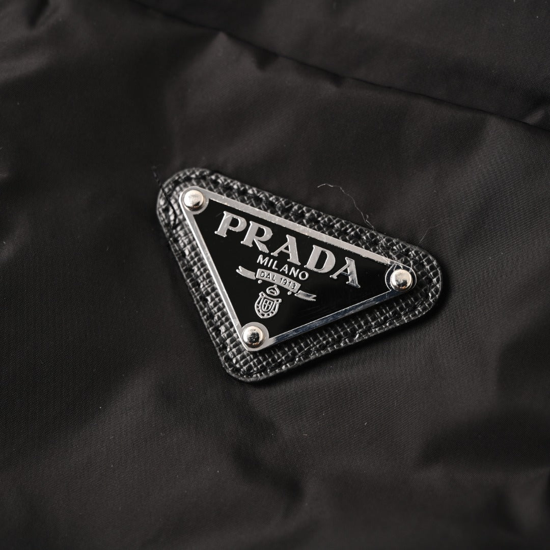 Re-Nylon Triangle Logo Black