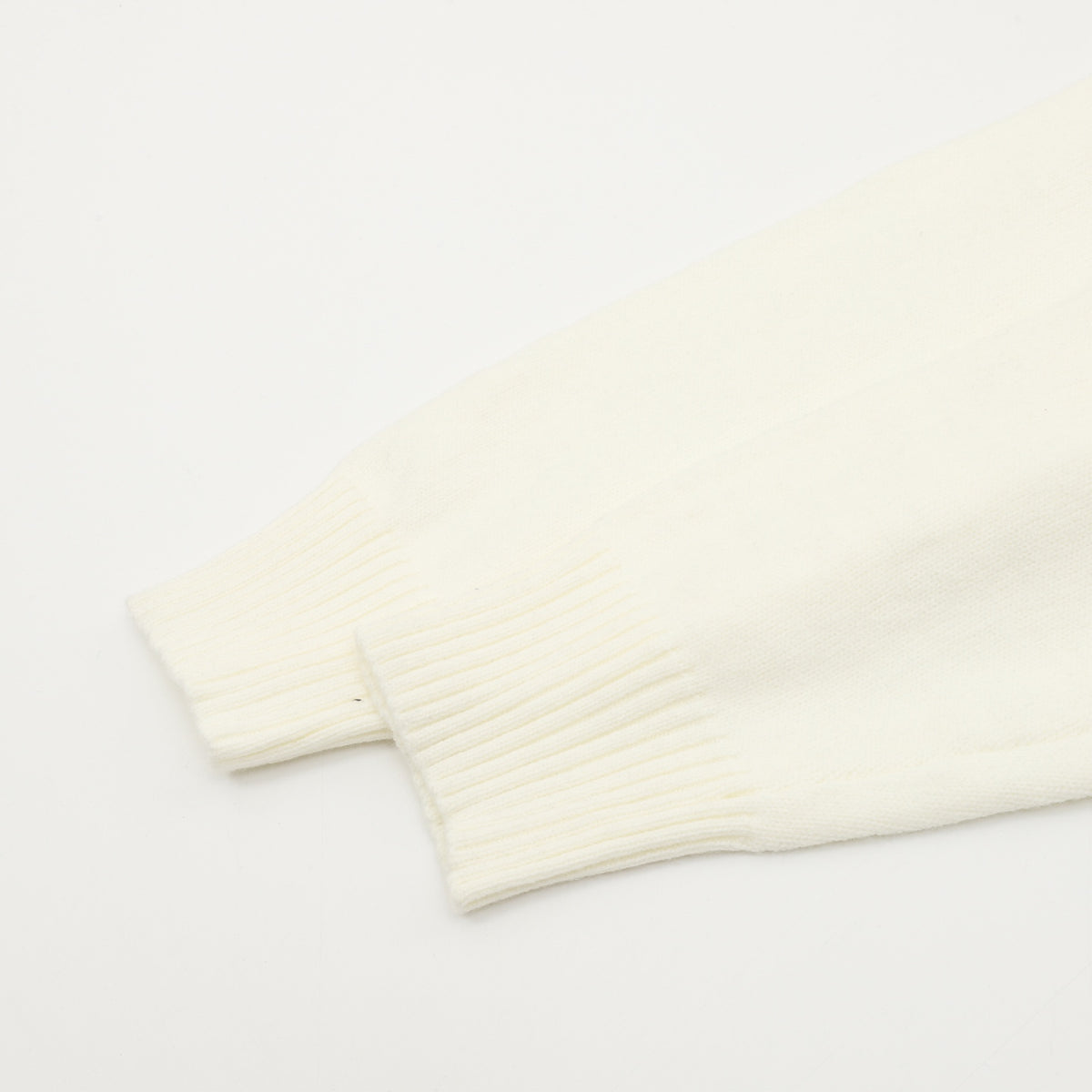 Ami de Coeur Lurex White