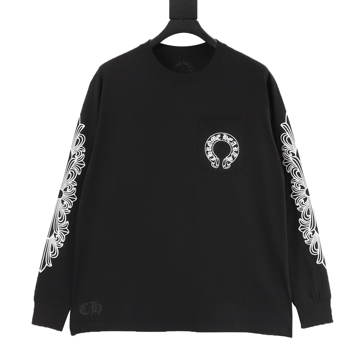 Horseshoe Floral Sleeve Long Sleeve Pocket T-Shirt Black
