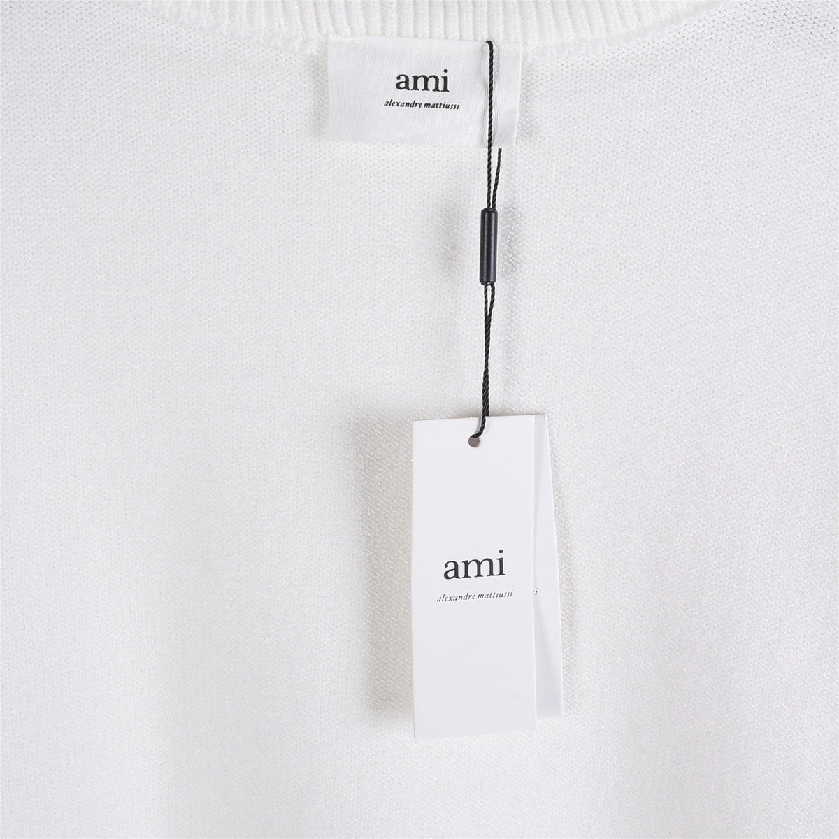 Ami de Coeur Red Heart Logo Off-White