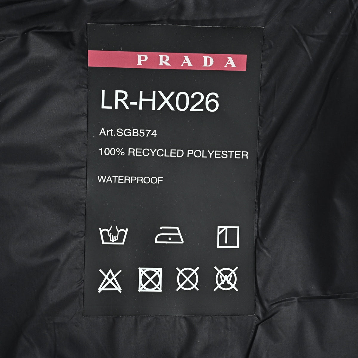 Light Re-Nylon Down Black