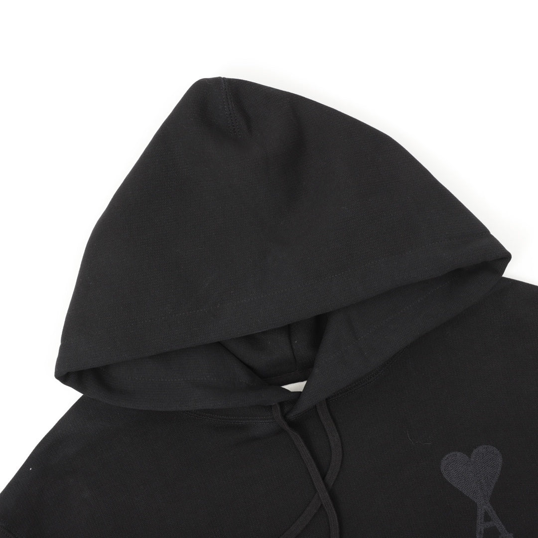 Ami de Coeur Embossed Heart Black