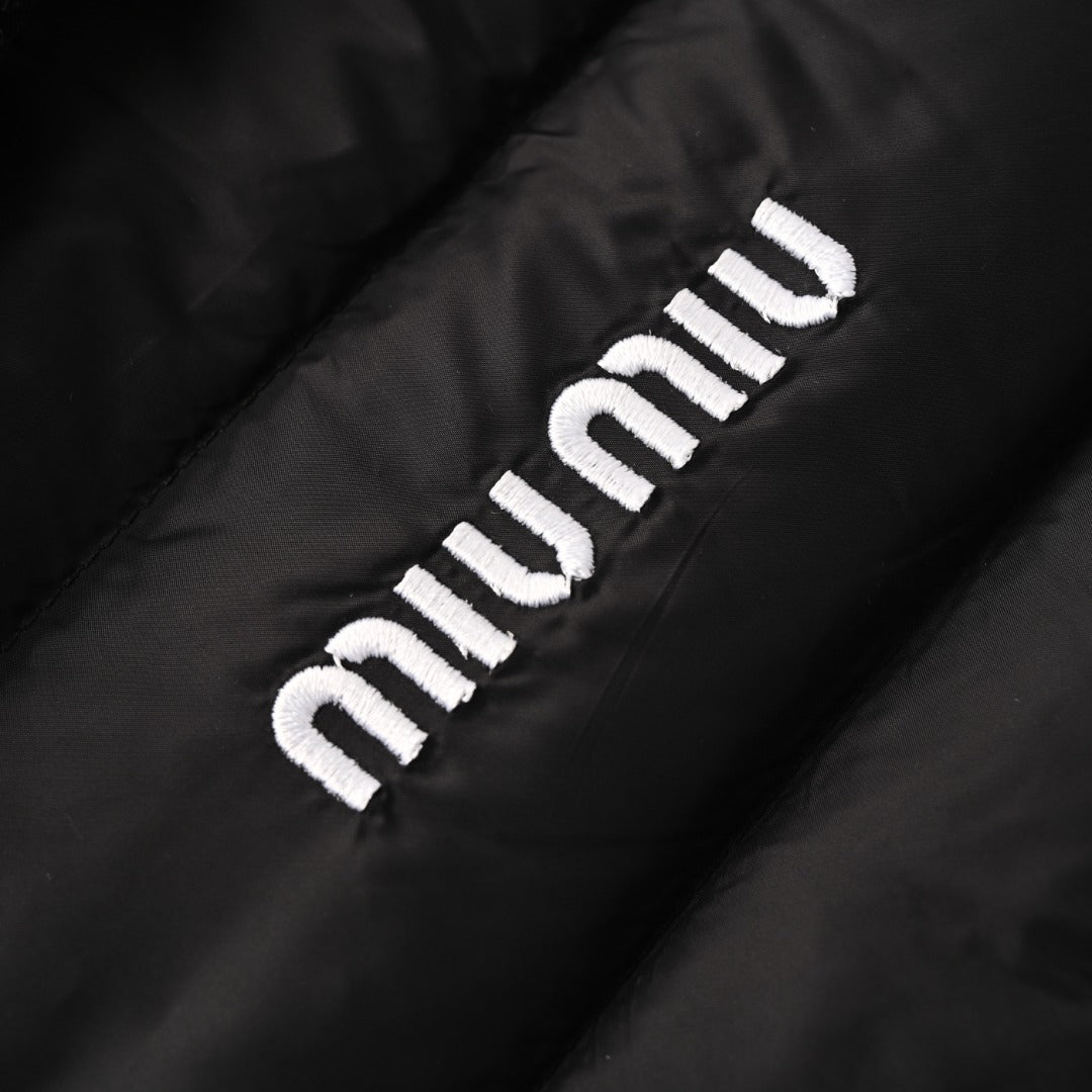 Light Pongé Quilted Black