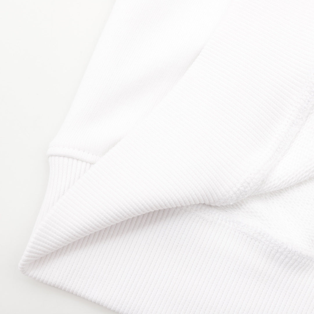 Ami de Coeur Red Heart Logo White