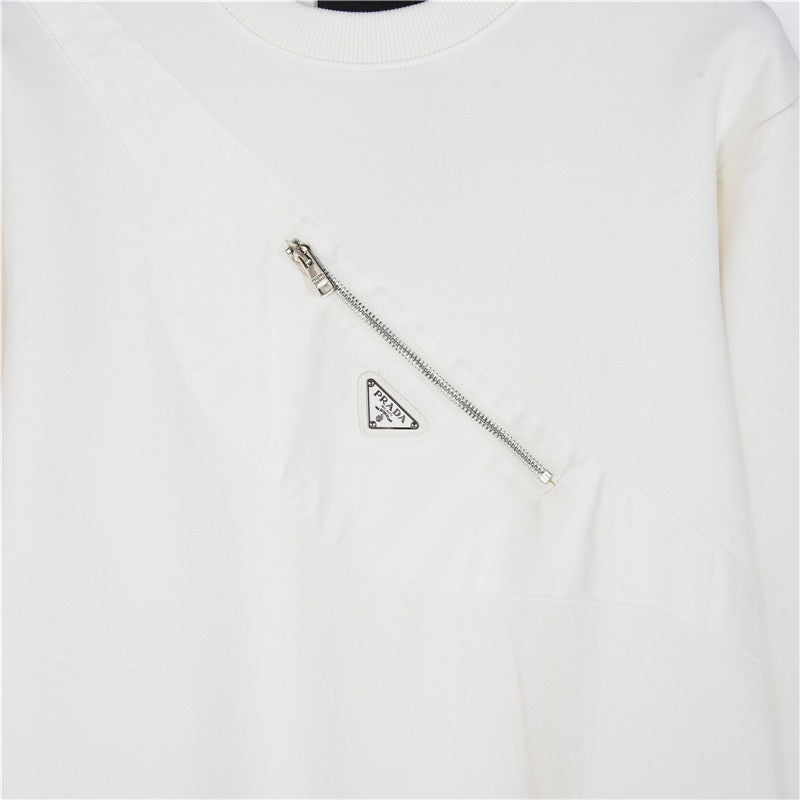 Triangle Logo Zip Pocket White