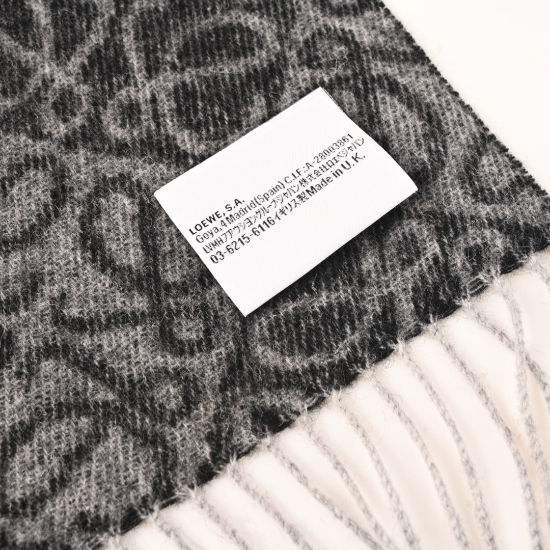 Anagram Checkerboard Grey Black