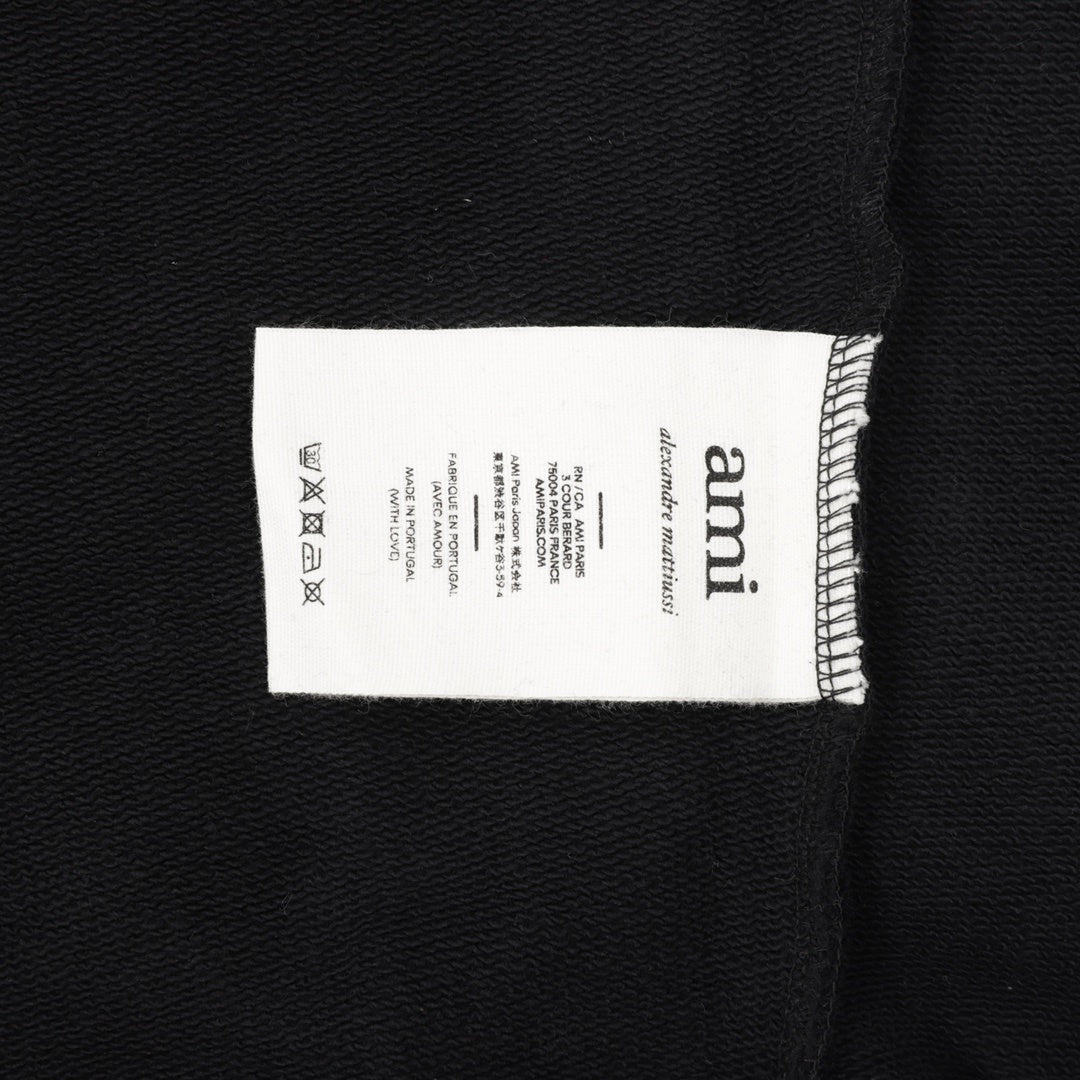 Ami de Coeur Red Heart Logo Black