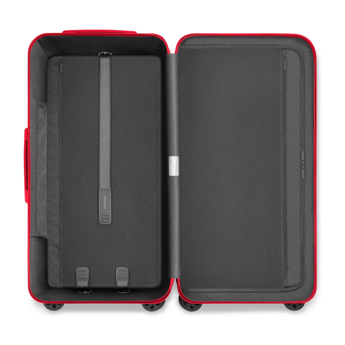 Essential Trunk Gloss