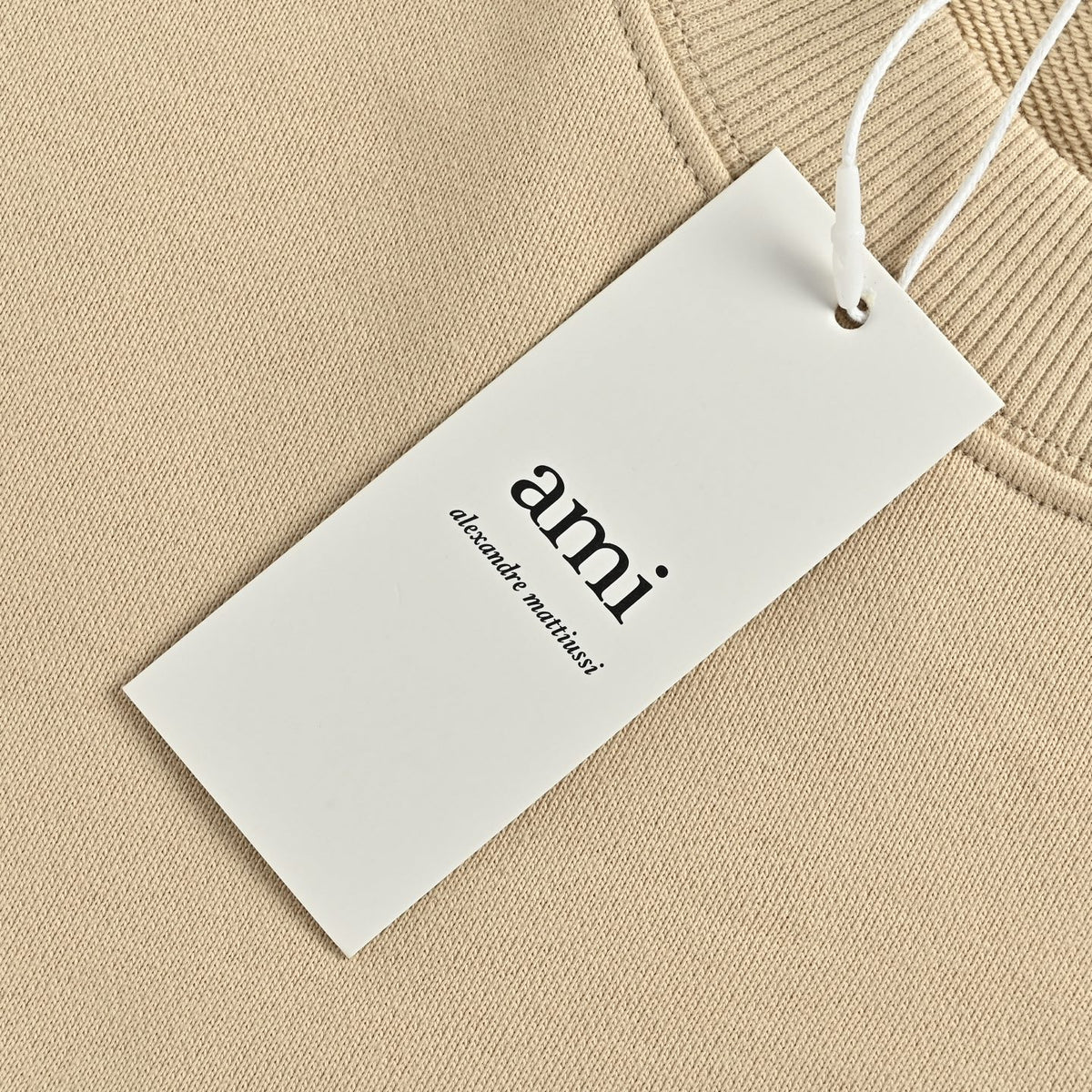 Ami de Coeur Red Heart Beige