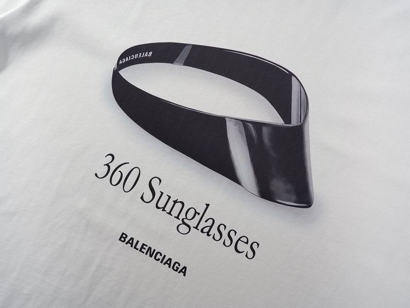 360 Sunglasses T-Shirt Dirty White
