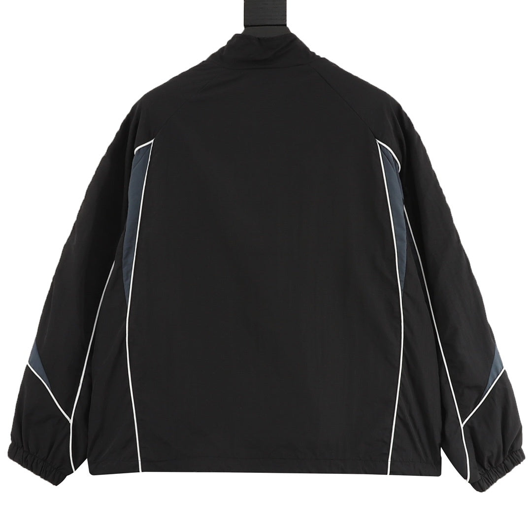 Contrast Piping Black