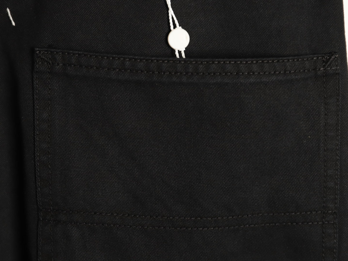 Twisted Curved-Seam Black