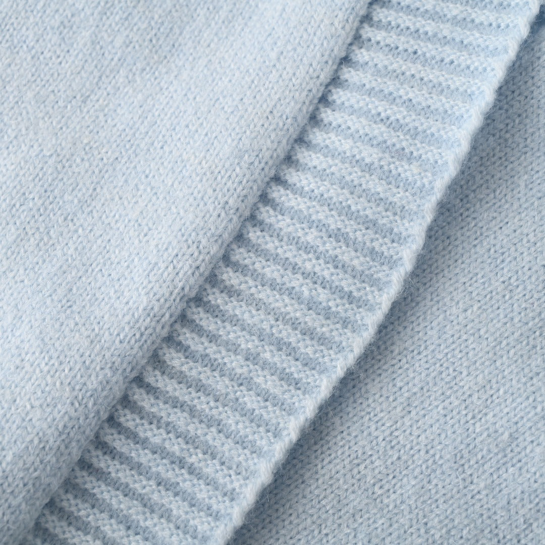 Relaxed V-Neck Cardigan Light Blue