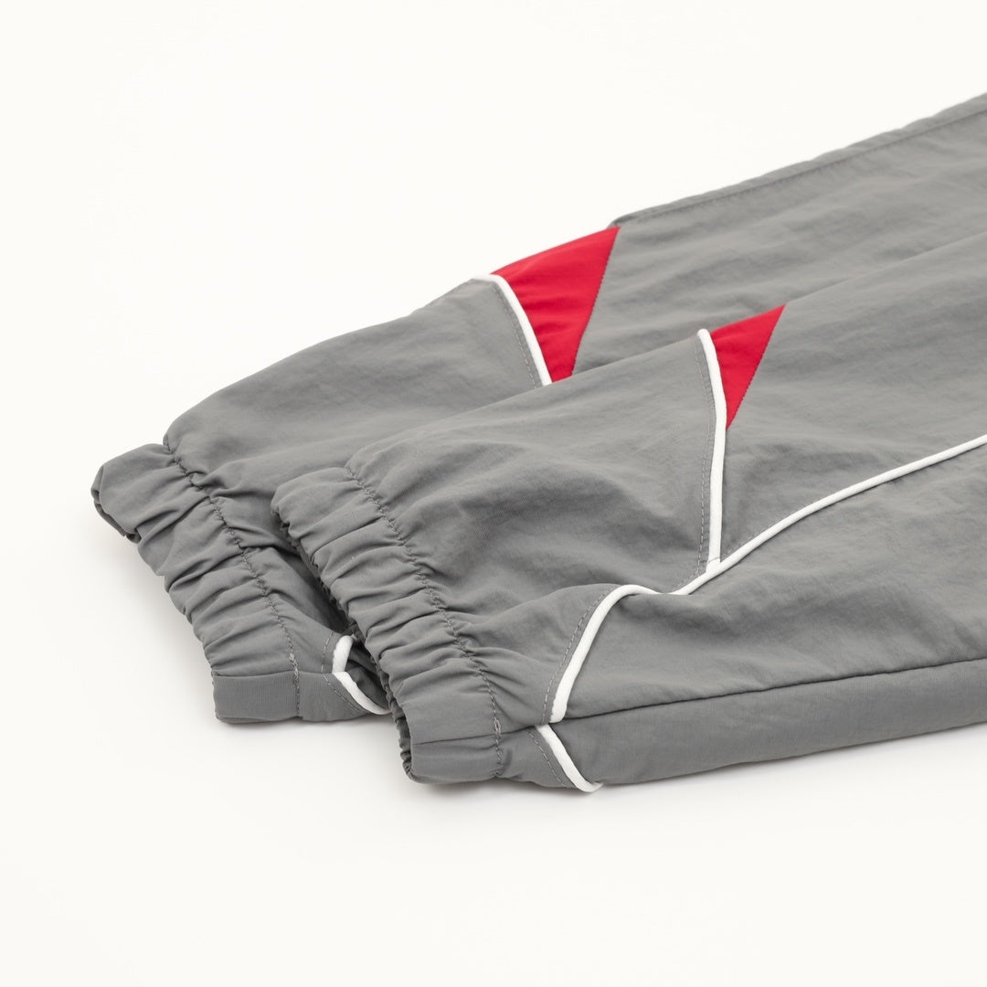 Contrast Piping Grey