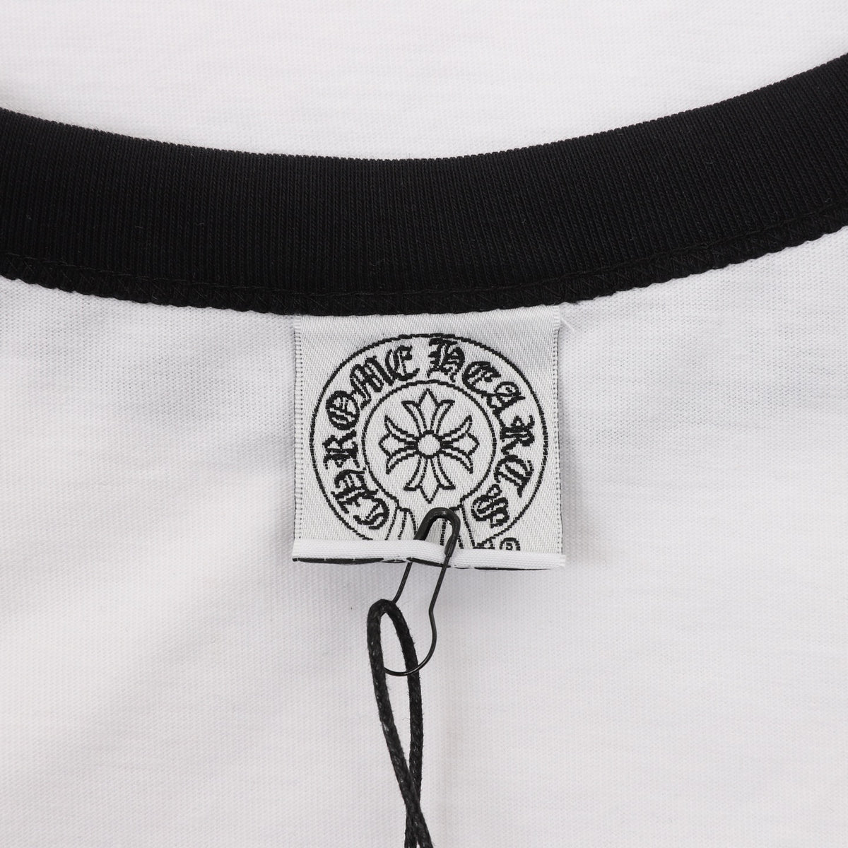 Horseshoe Raglan Long Sleeve T-Shirt White & Black