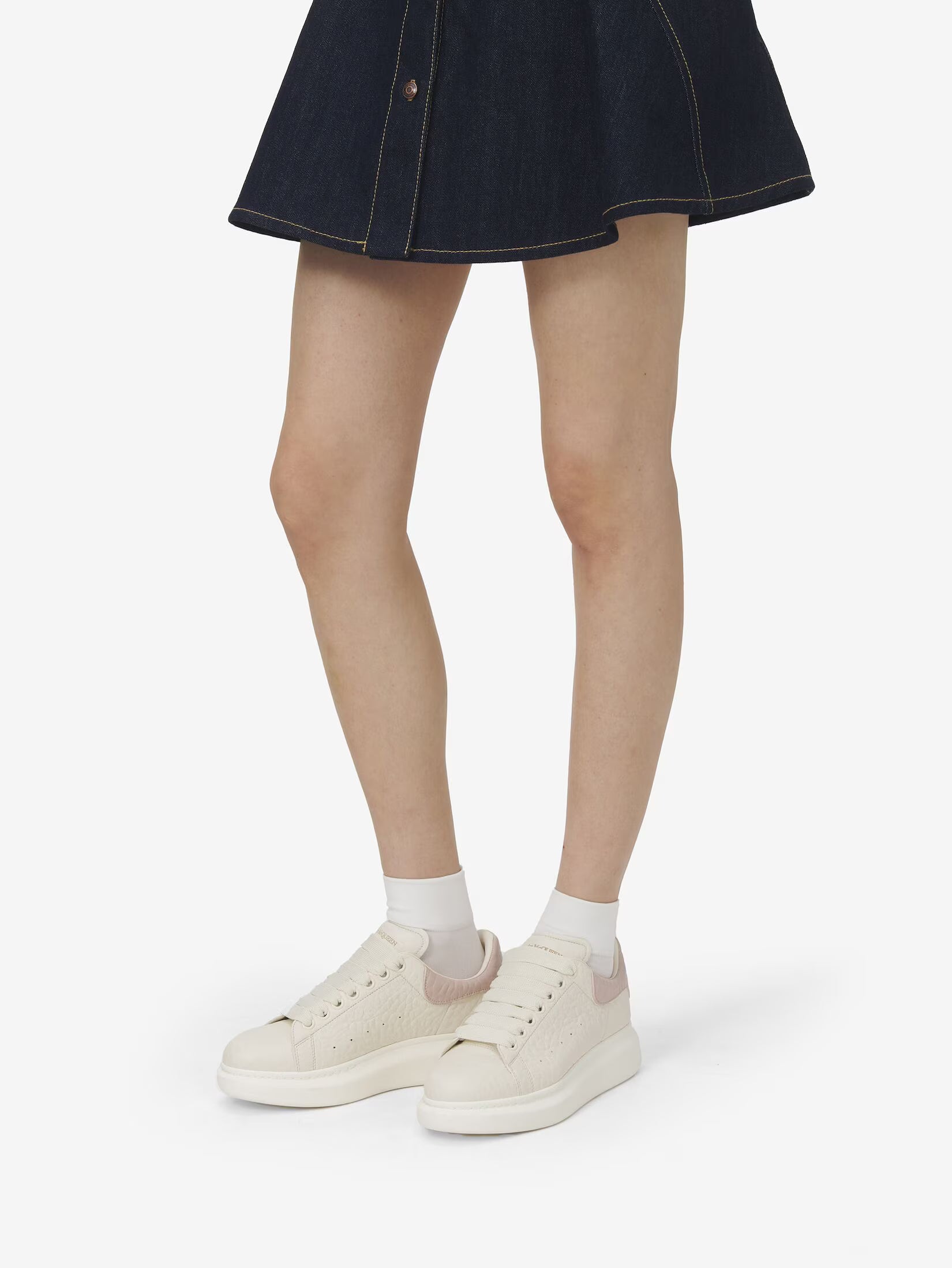 Alexander McQueen Oversized Sneaker in Off White Pink