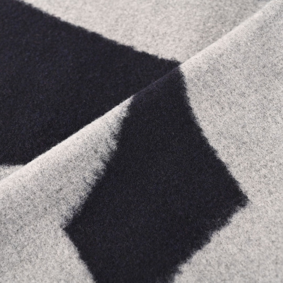 Anagram Jacquard Sweater Navy / Grey