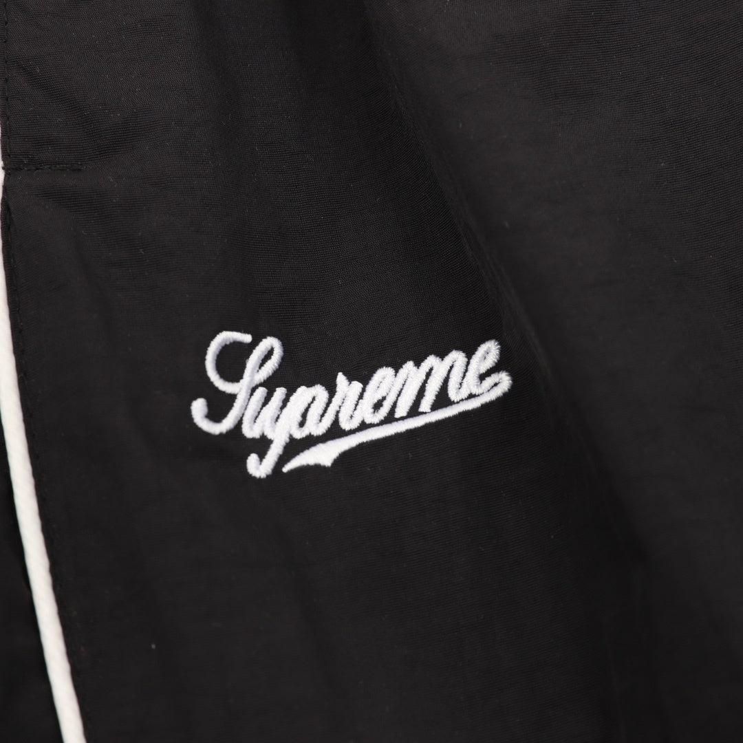 Contrast Piping Black