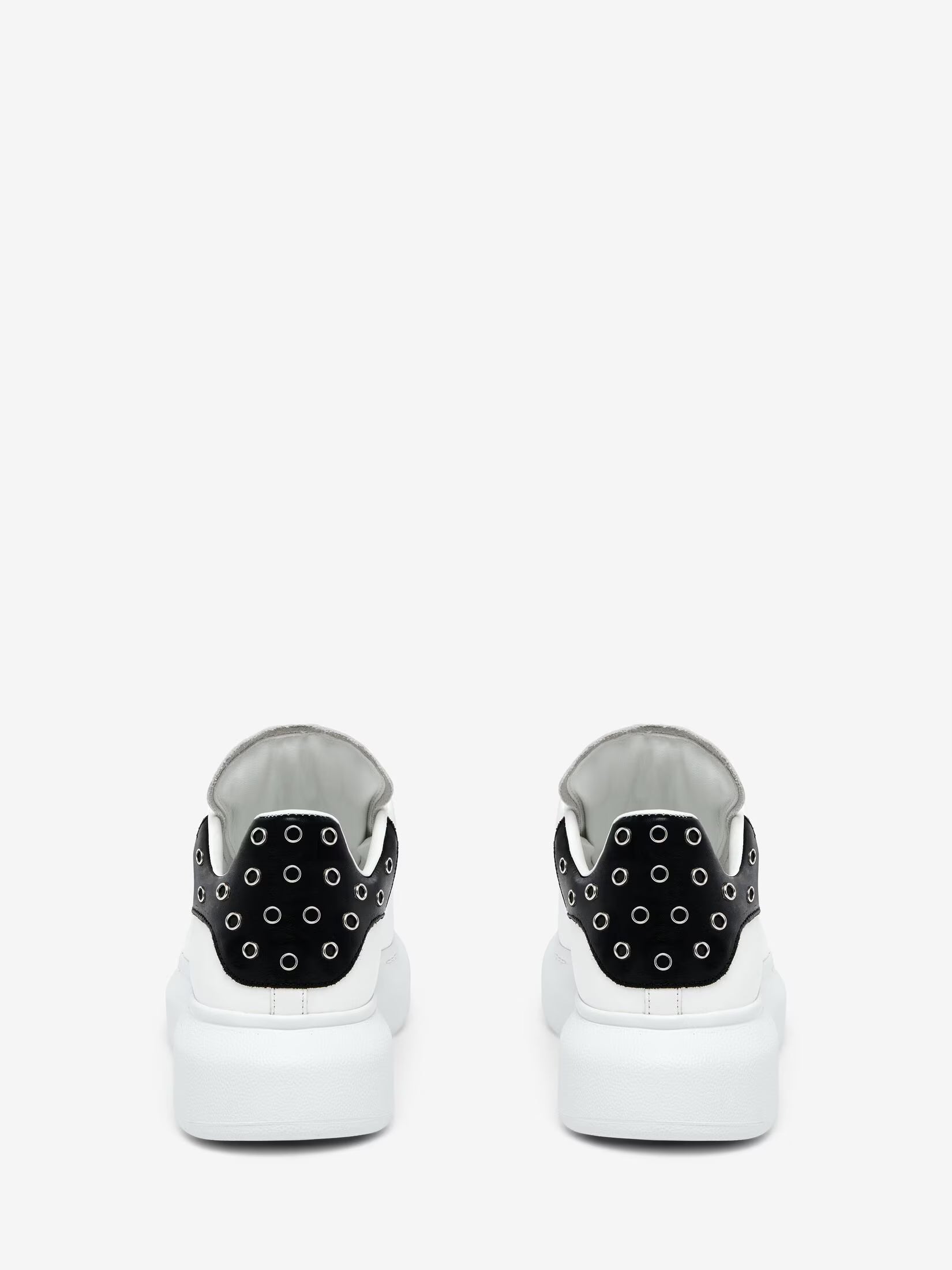 Alexander McQueen Oversized Sneaker in White Black Silver