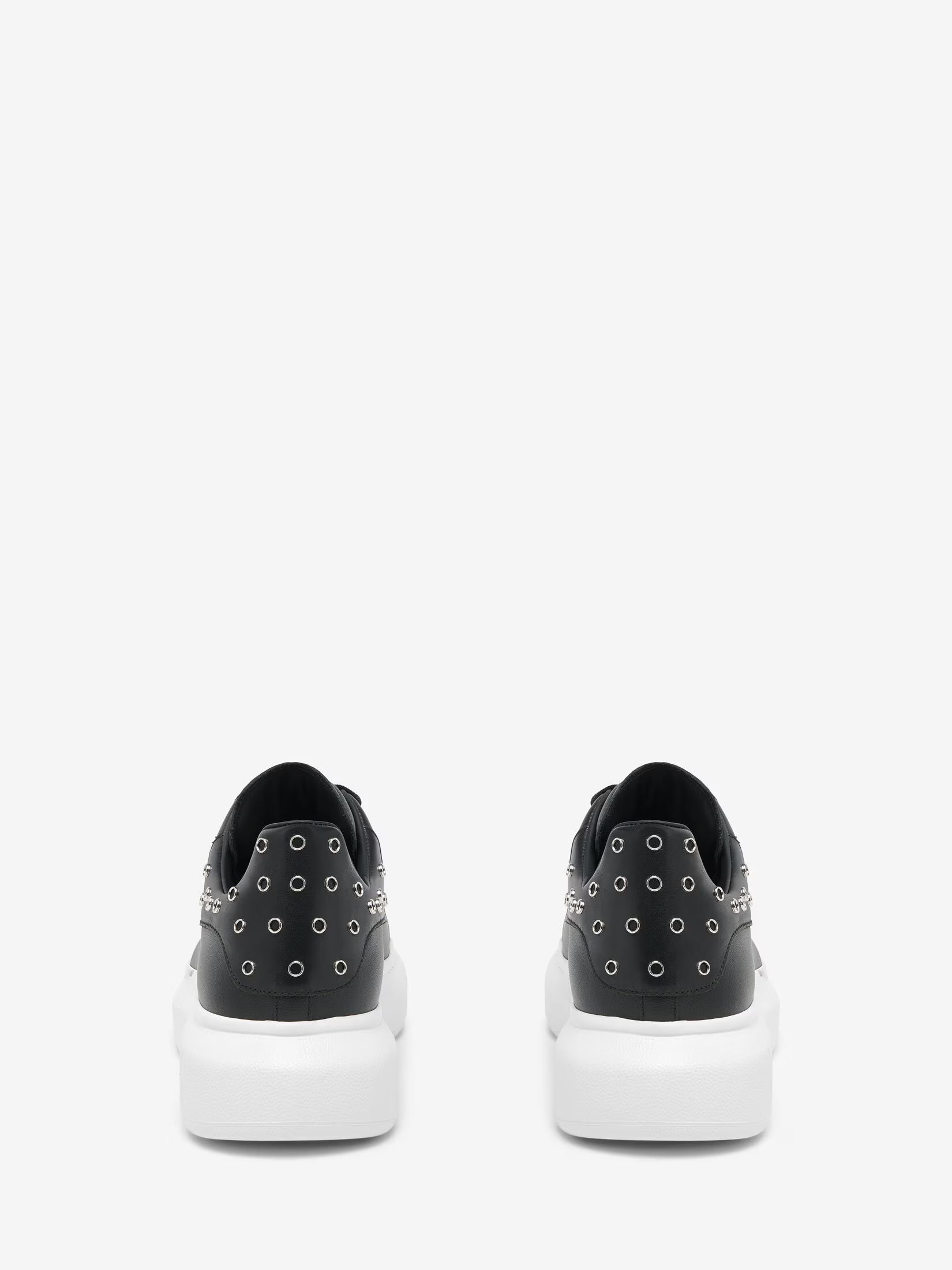 Alexander McQueen Oversized Sneaker in Black Silver