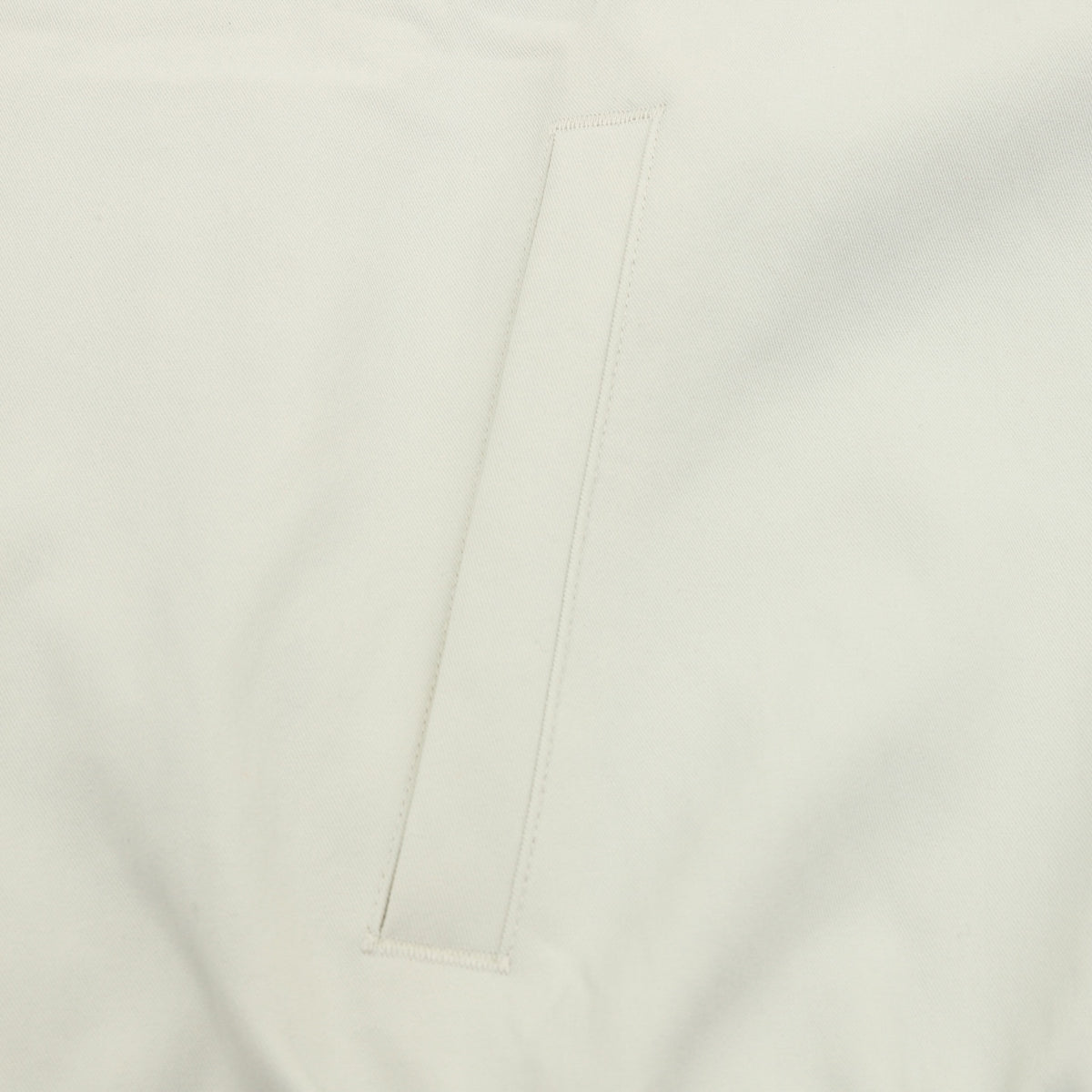Contrast Collar Windbreaker Cream