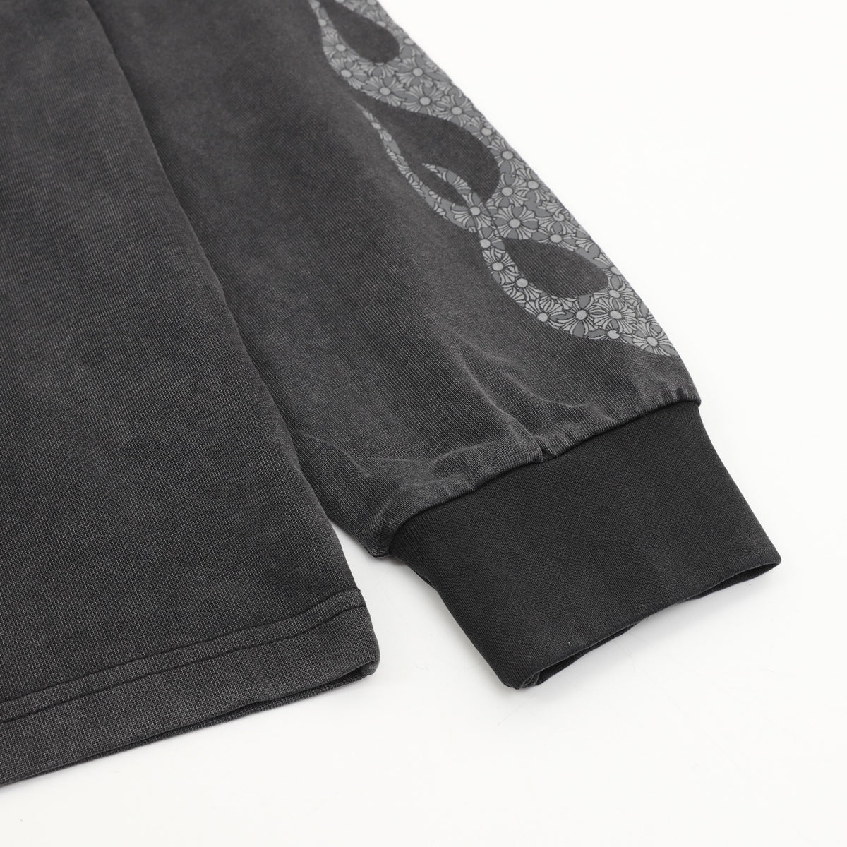 Graphic Sleeve Long Sleeve Pocket T-Shirt Washed Black
