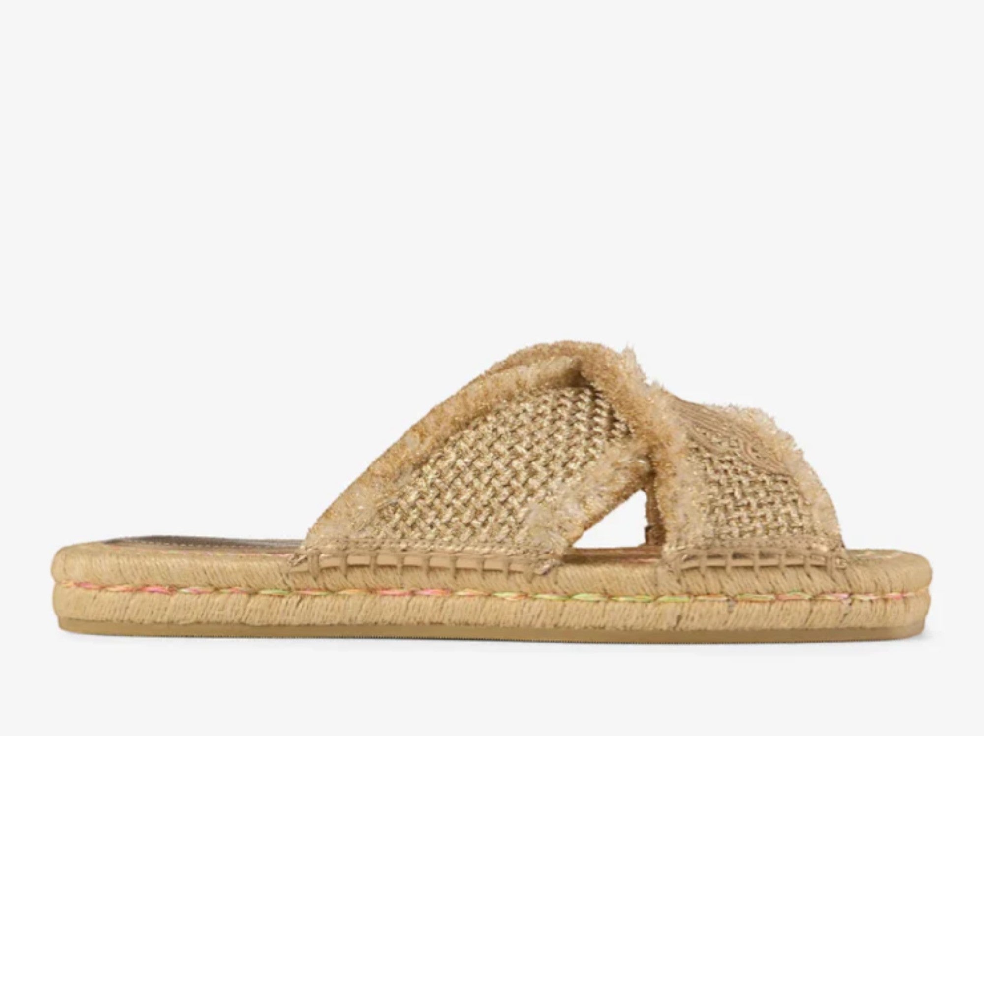 Aciel Flat in Gold Woven Fabric