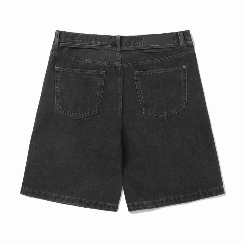 Loose Fit Black