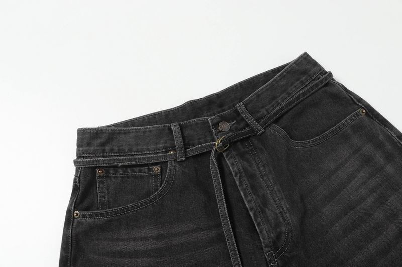 Loose Fit Black