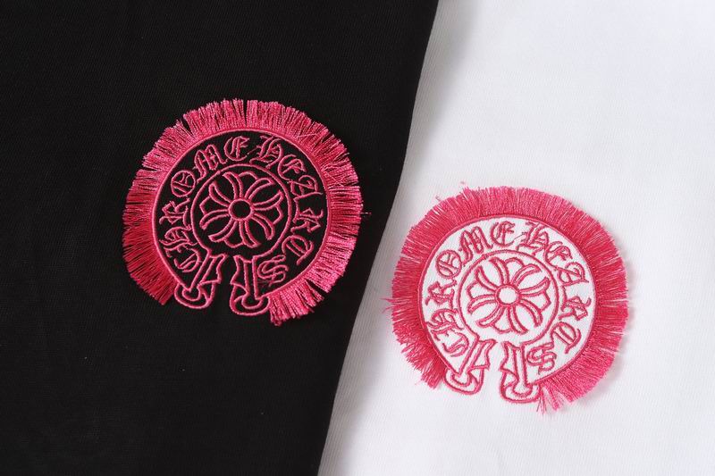 Horseshoe Print T-Shirt Black & White