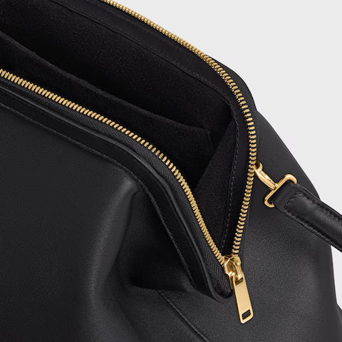 Doctor Pouch Supple Natural Calfskin Black