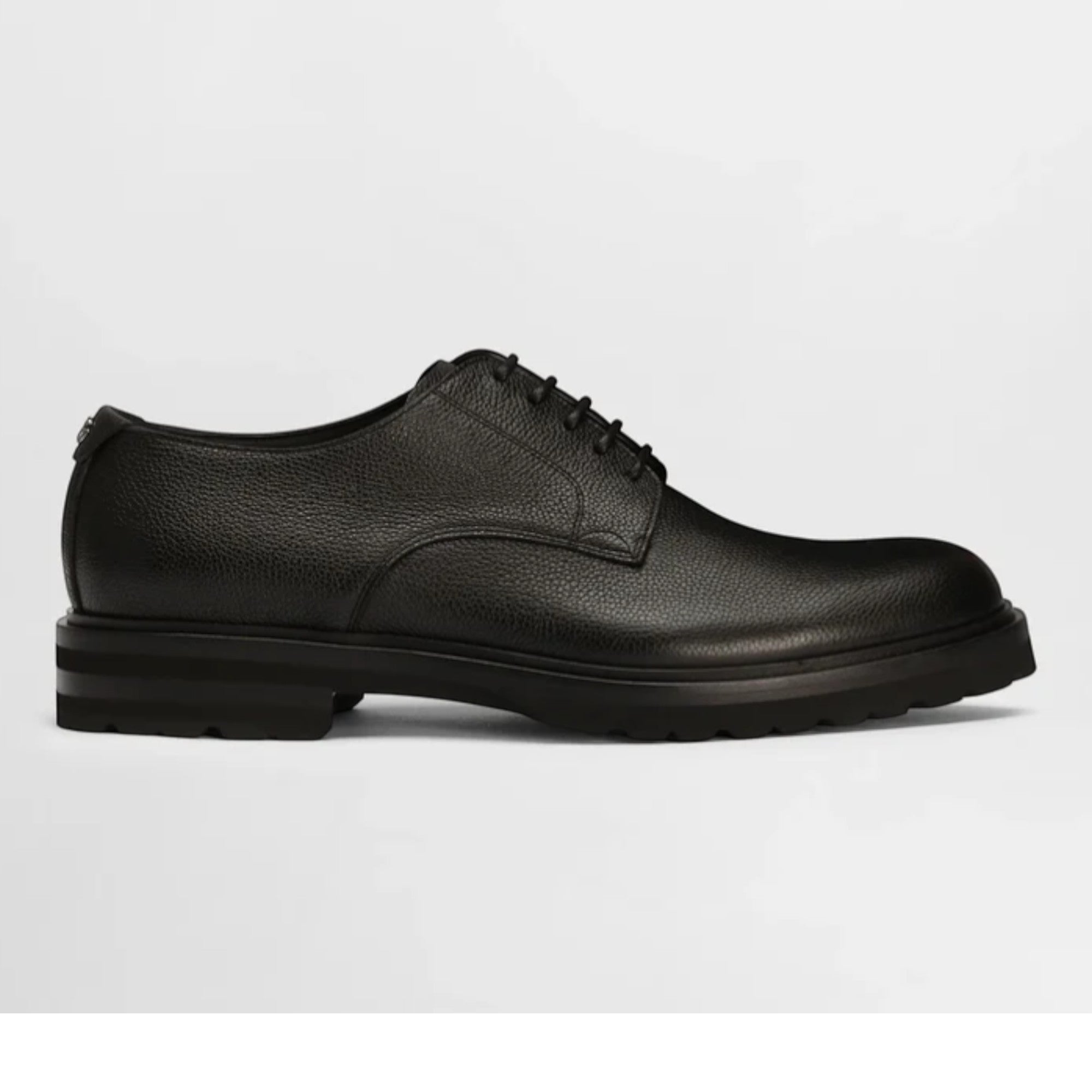 Grainy Calfskin Derby Shoes in Black