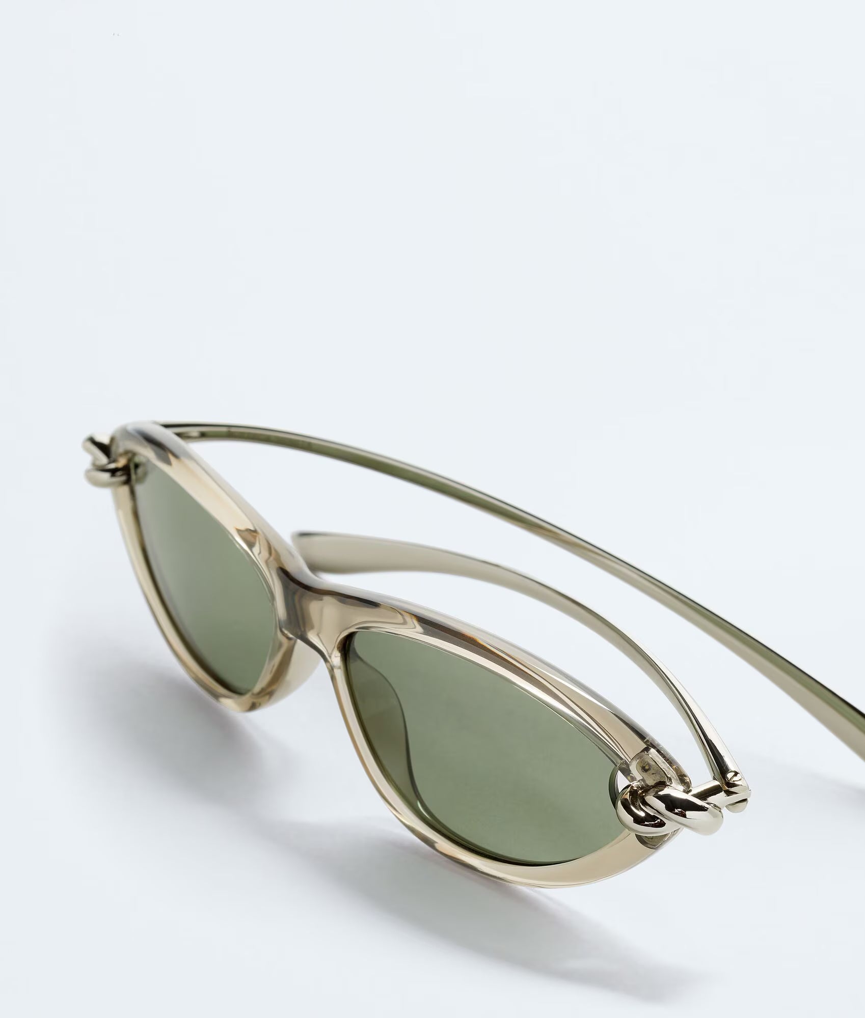 Knot Cat Eye Sunglasses Beige Green