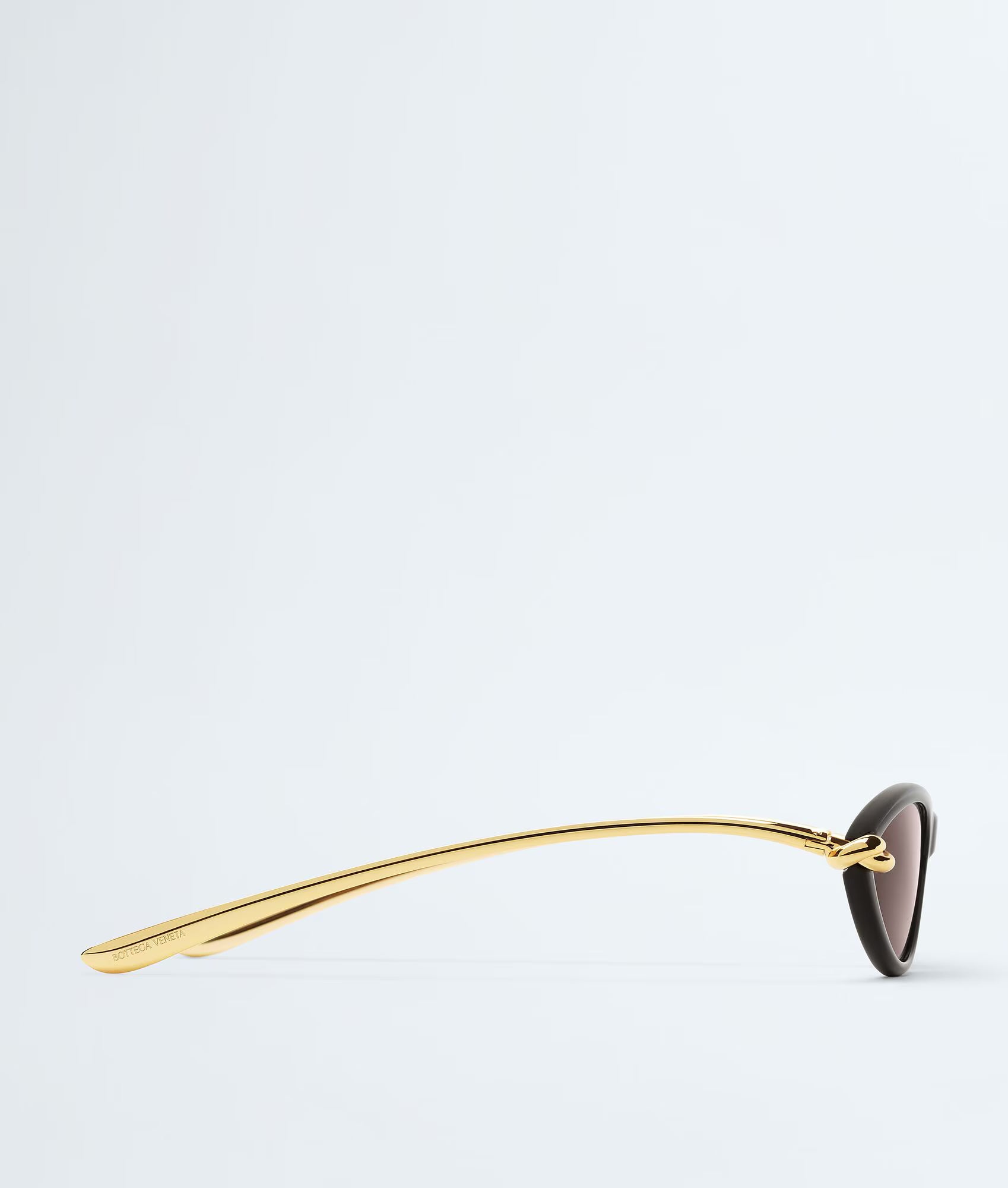 Knot Cat Eye Sunglasses Black Gold Grey
