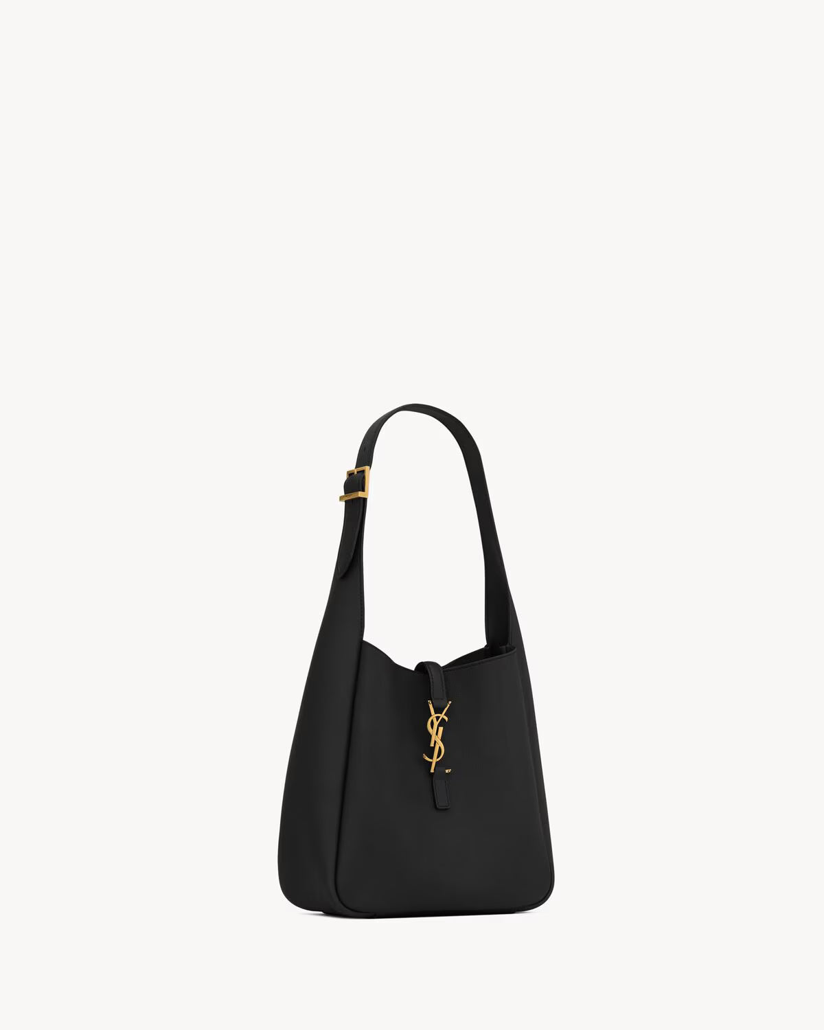 Le 5 À 7 Supple Small Bag