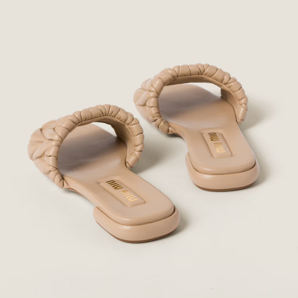 Matelassé Nappa Leather Slides Sand Beige