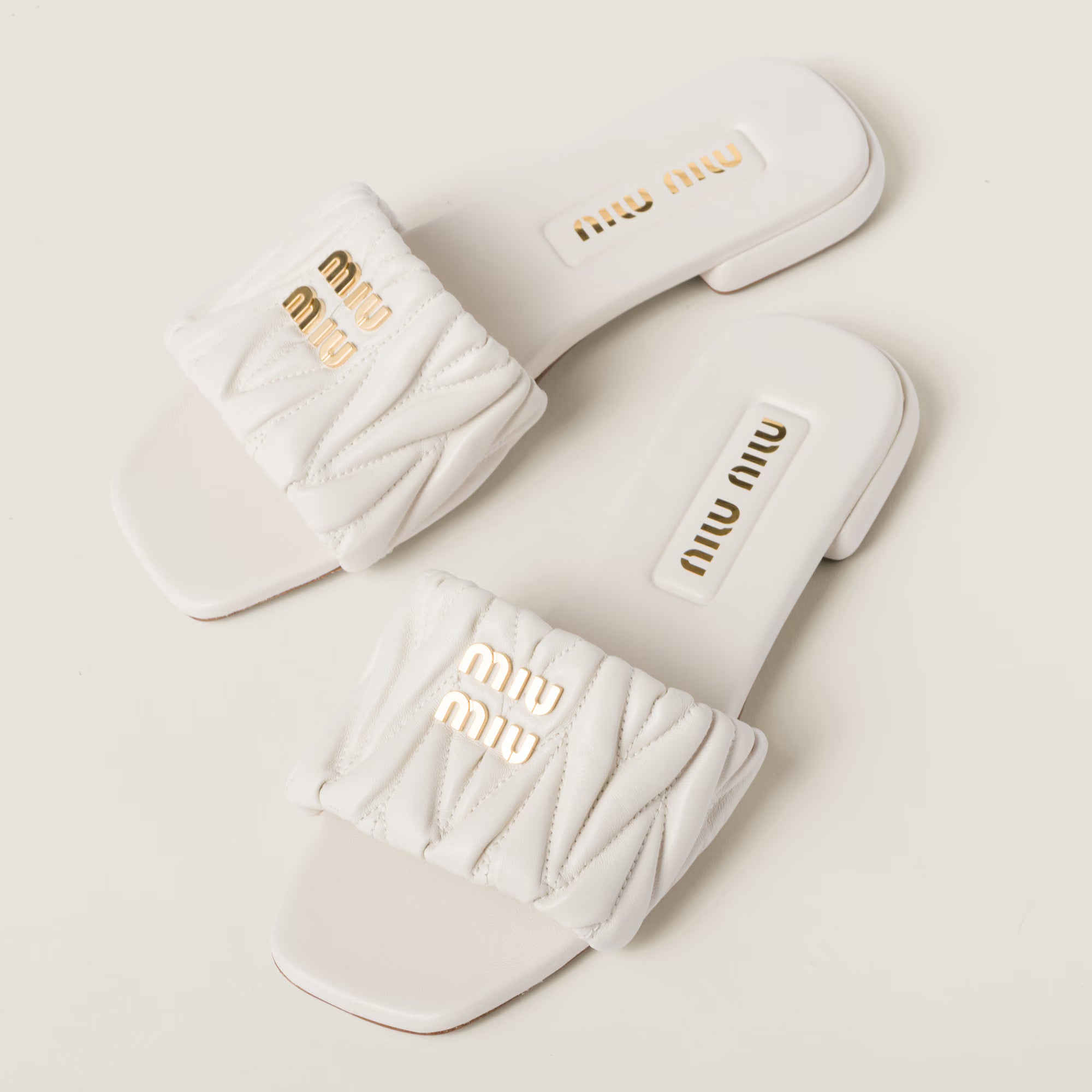 Matelassé Nappa Leather Slides White