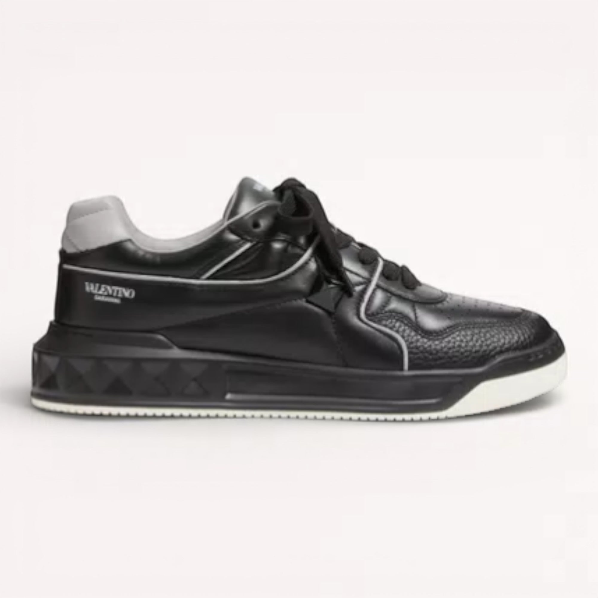 Valentino One Stud Low-Top Nappa Sneaker Black Grey