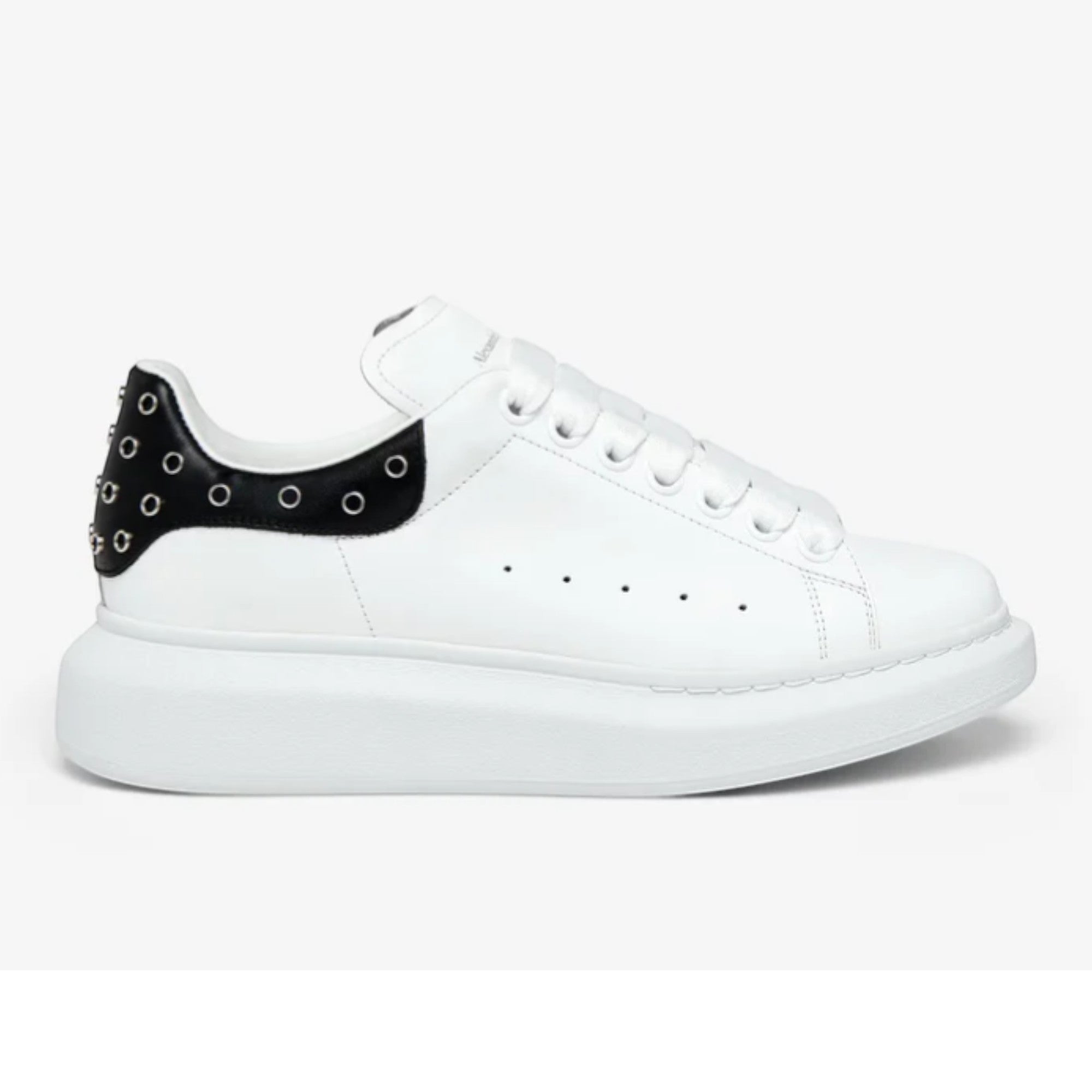 Alexander McQueen Oversized Sneaker in White Black Silver