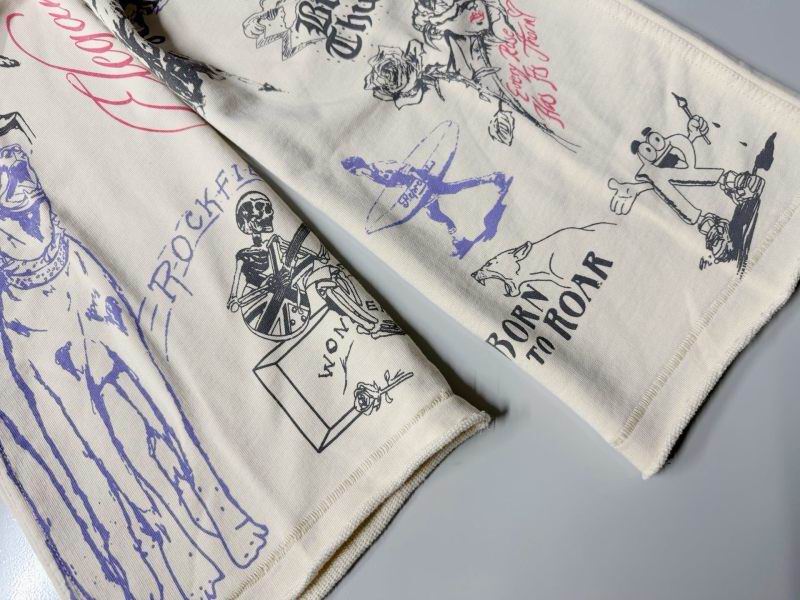 Legacy Graffiti Sweatpants Cream