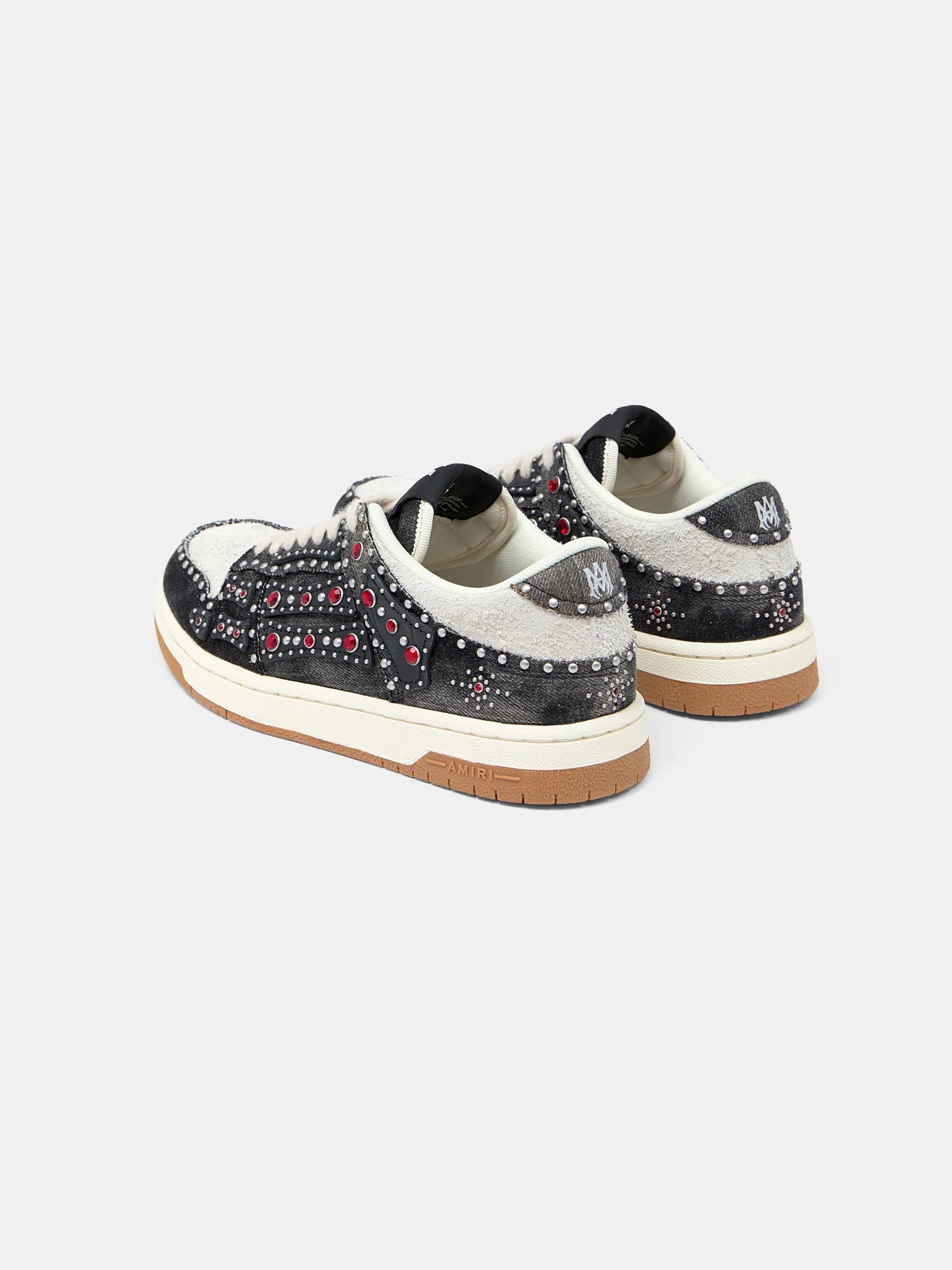 Skel Top Low Stud Black