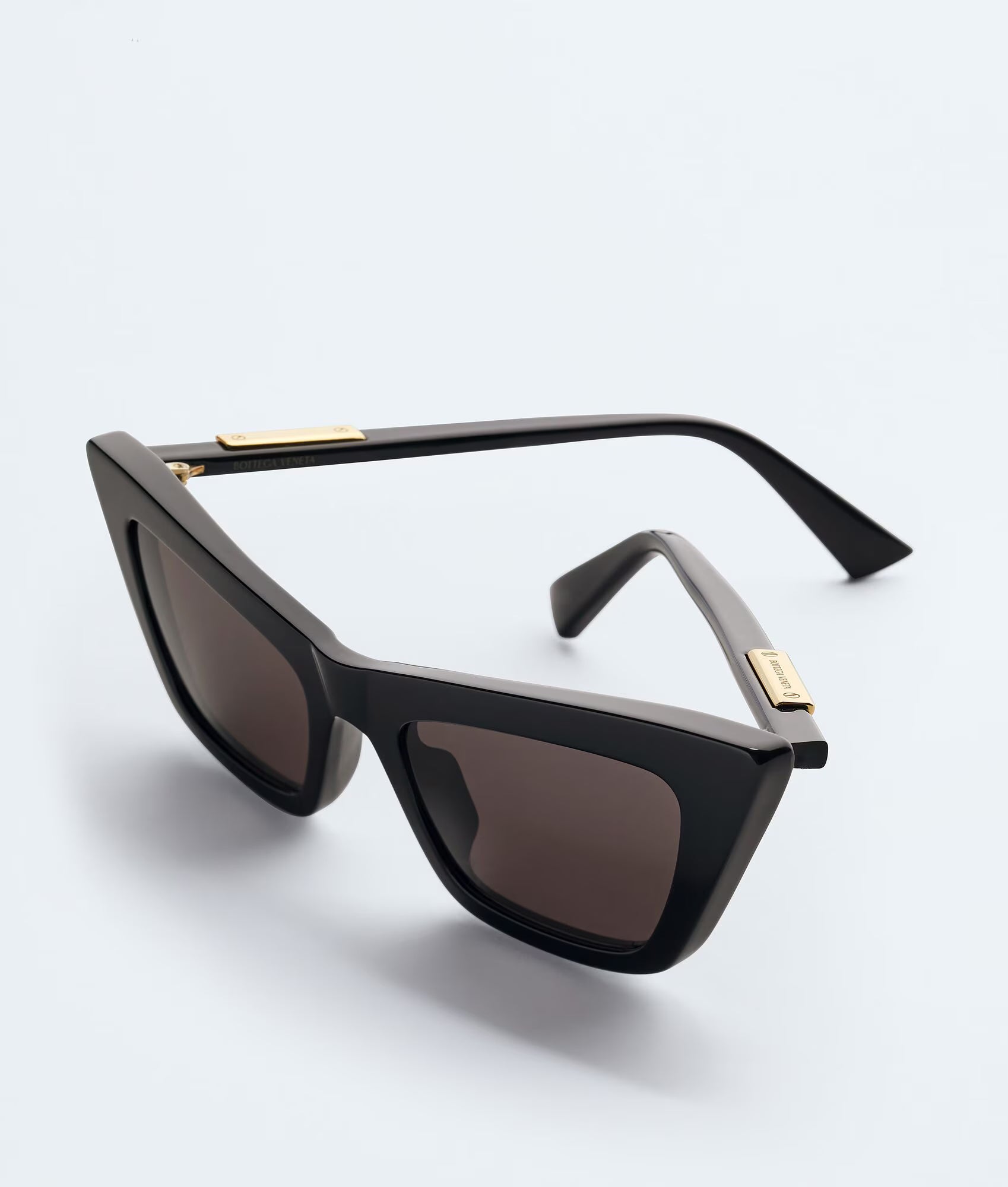 Snap Cat Eye Sunglasses Black Grey