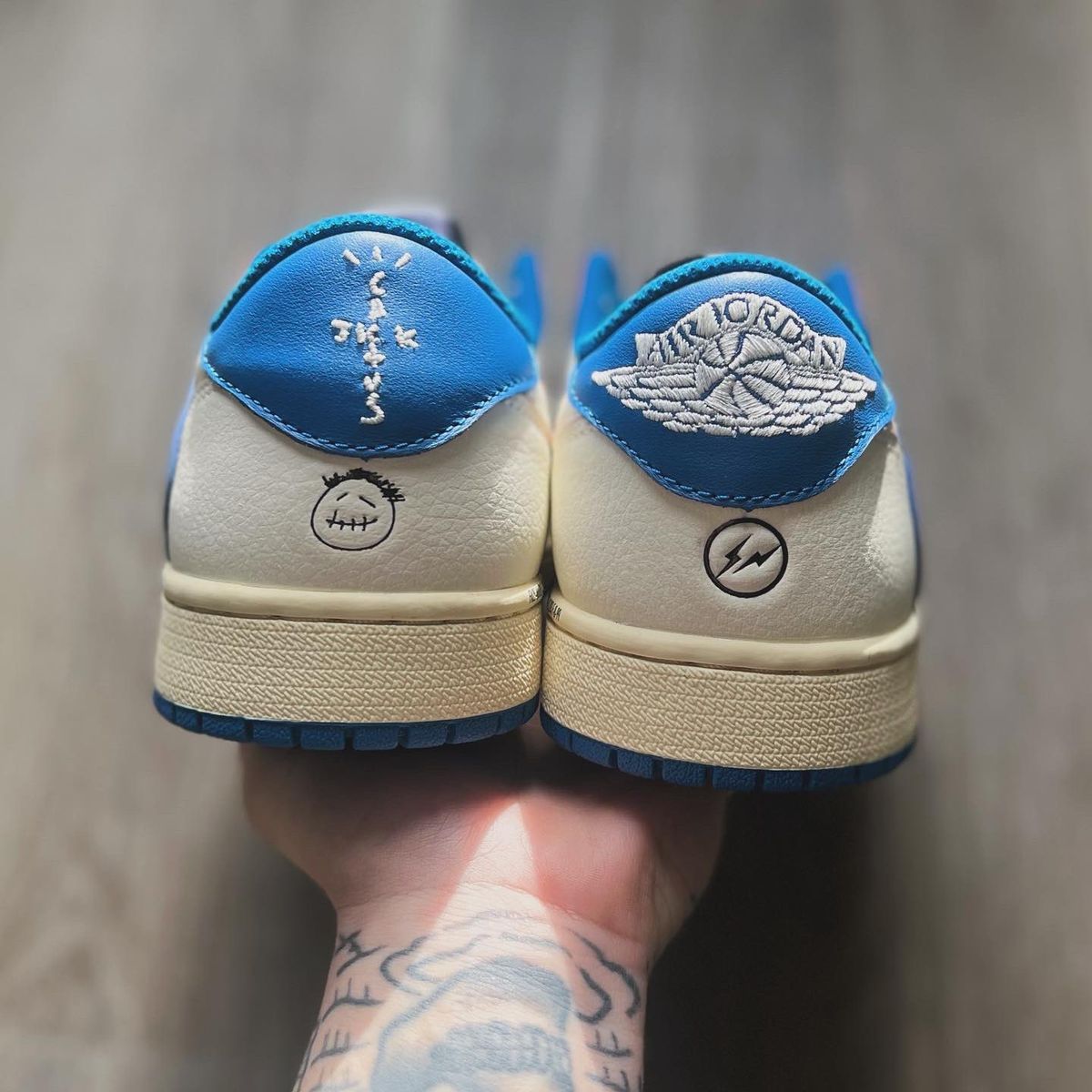 Air Jordan 1 Low x Travis Scott x Fragment Design OG White Blue