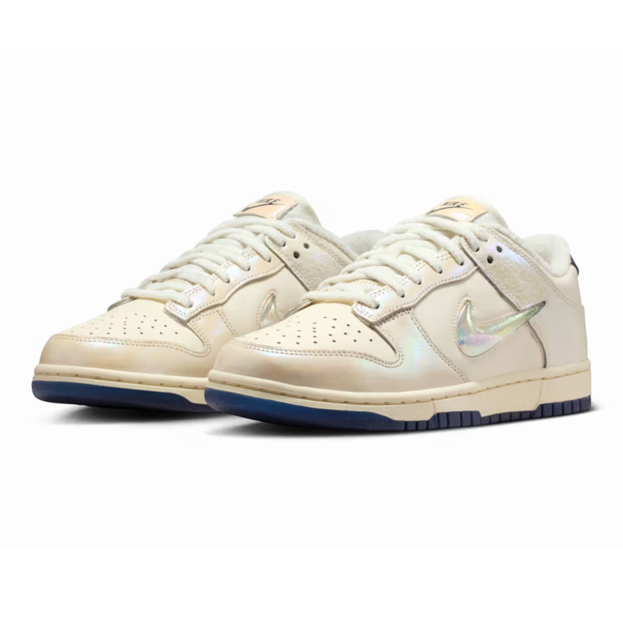 Nike Dunk Low Jewel Soft Pearl