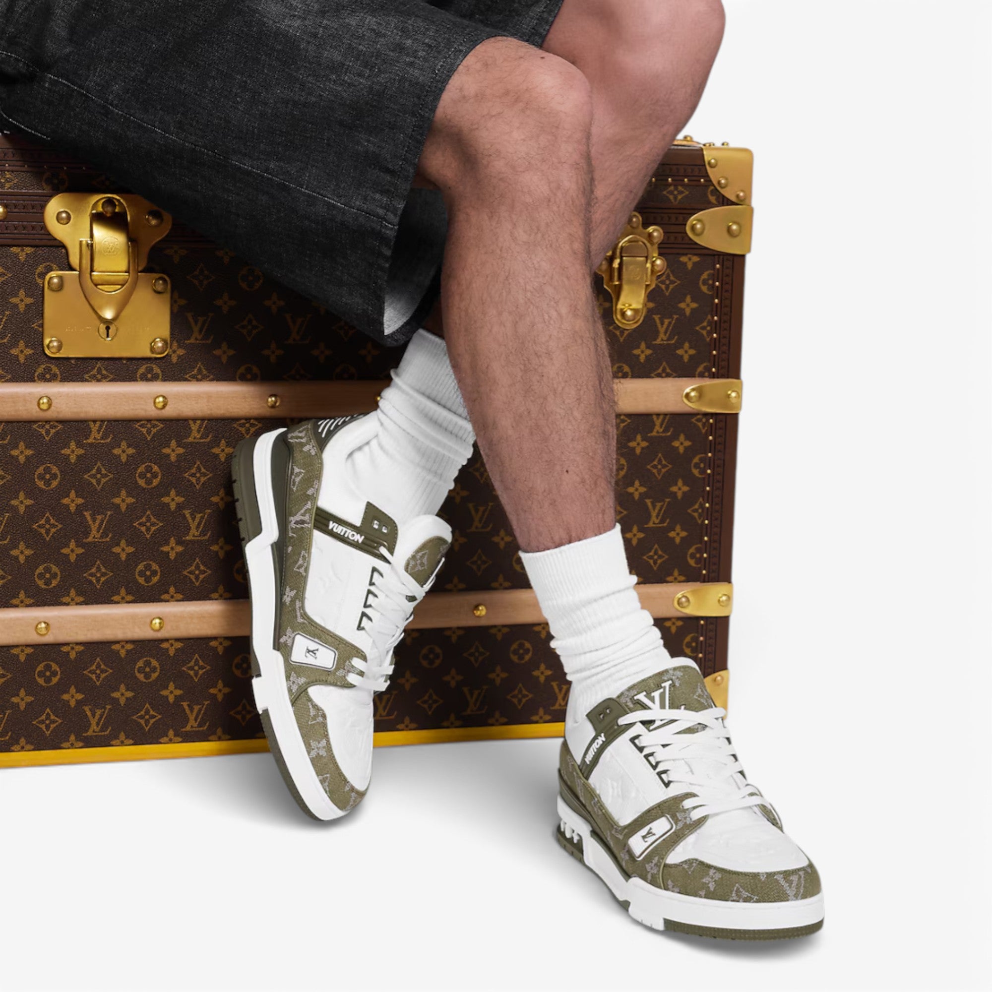 LV Trainer Sneaker Kaki