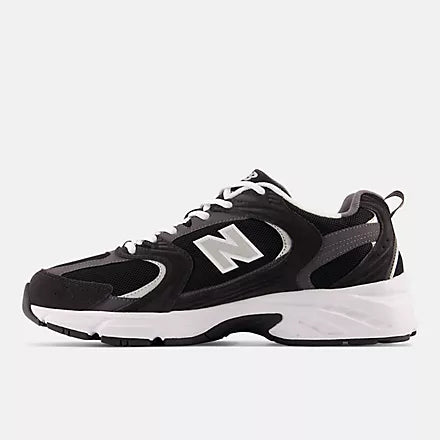 New Balance 530 Black / Magnet