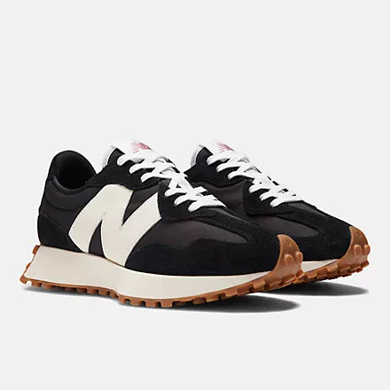 New Balance 327 Black / White