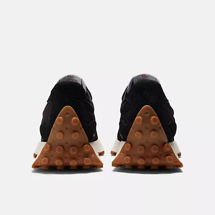 New Balance 327 Black / White